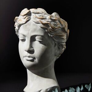 NEW NWT Anthropologie Grecian Bust Candle Eucalyptus Thyme Ceramic Huge